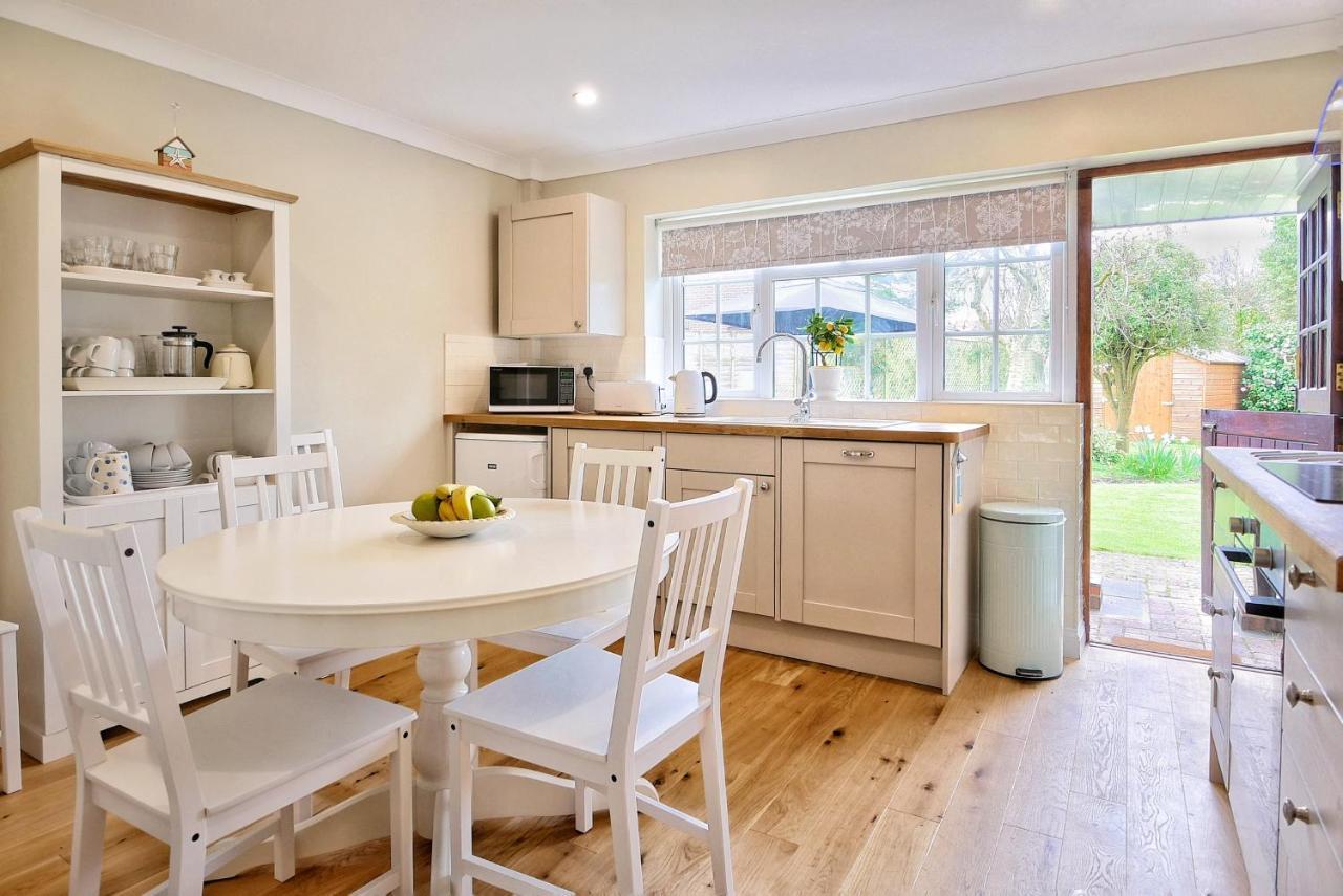 Bramley Fall Cottage: Rural Retreat near Sandy Beach Chichester Exterior photo