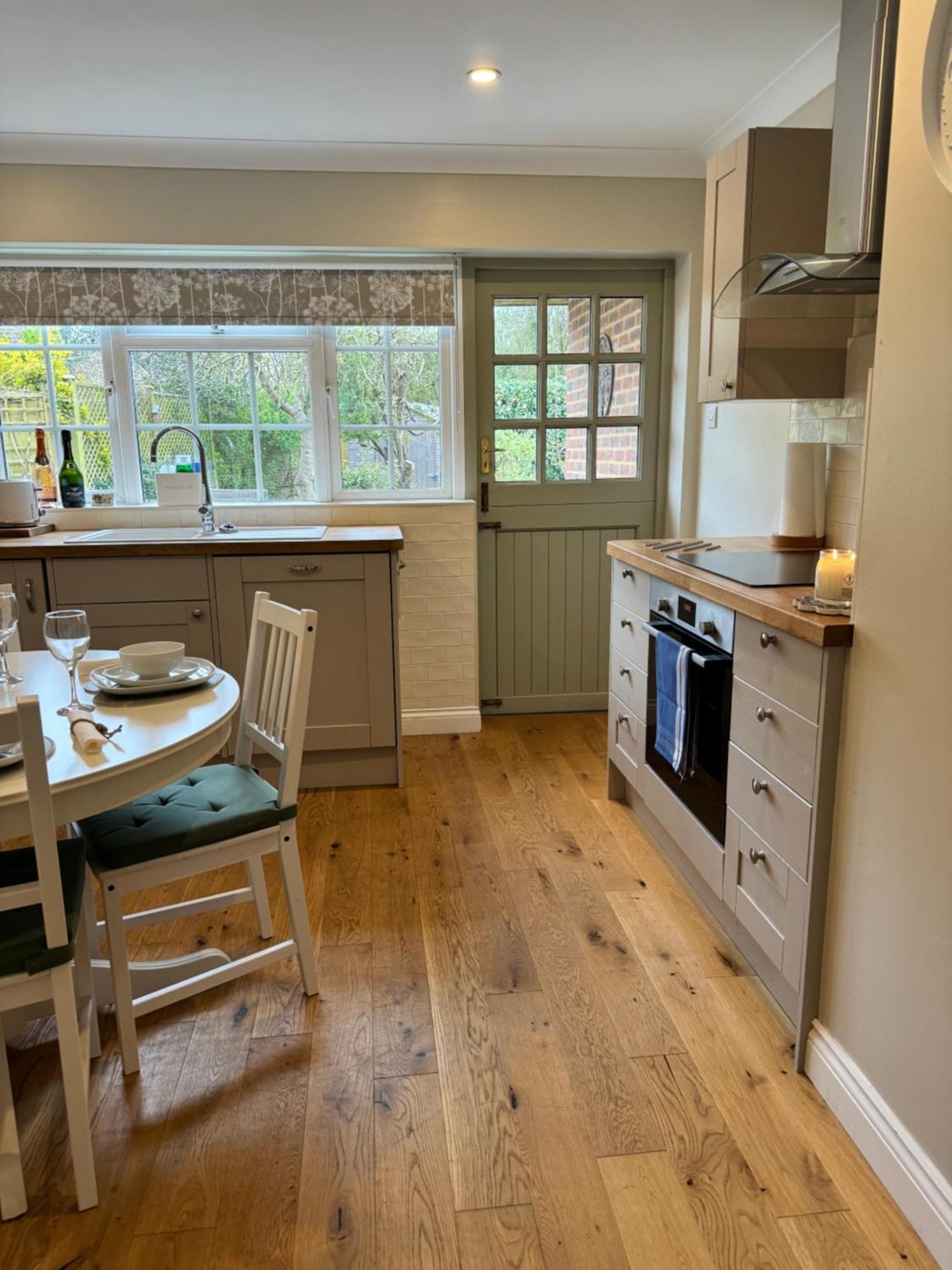 Bramley Fall Cottage: Rural Retreat near Sandy Beach Chichester Exterior photo